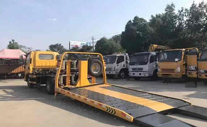桑珠孜区汽车中途维修案例
